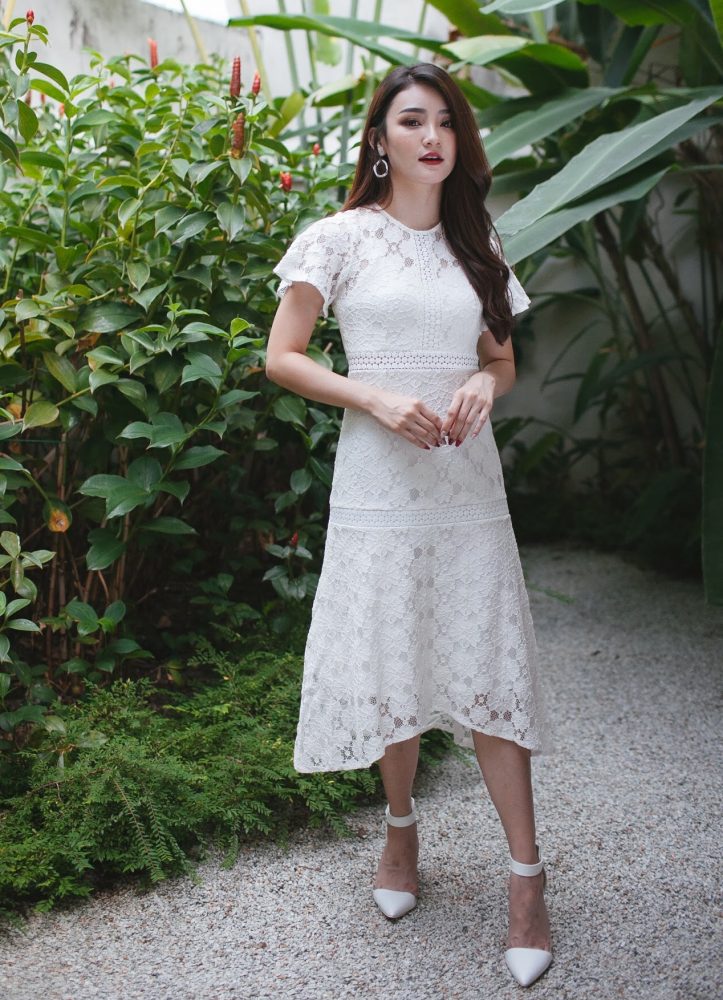 Ladies Dresses Banana Republic Lace Midi Dress Banana Republic Lace Midi  Dress 2025